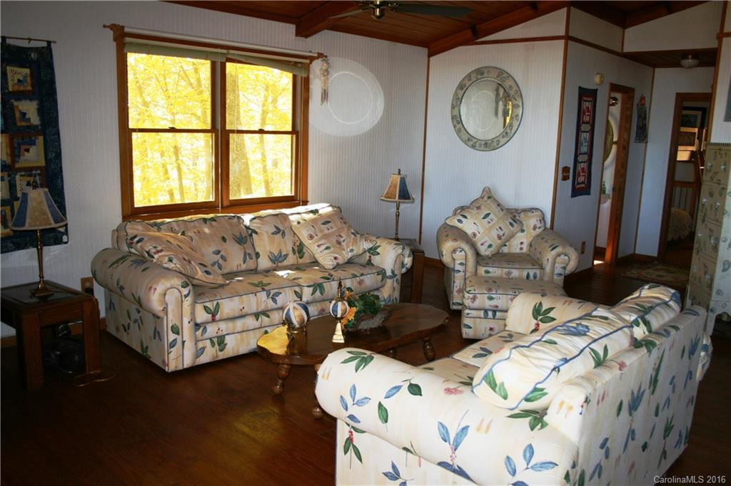 673 Chestnut Lane - Photo 4
