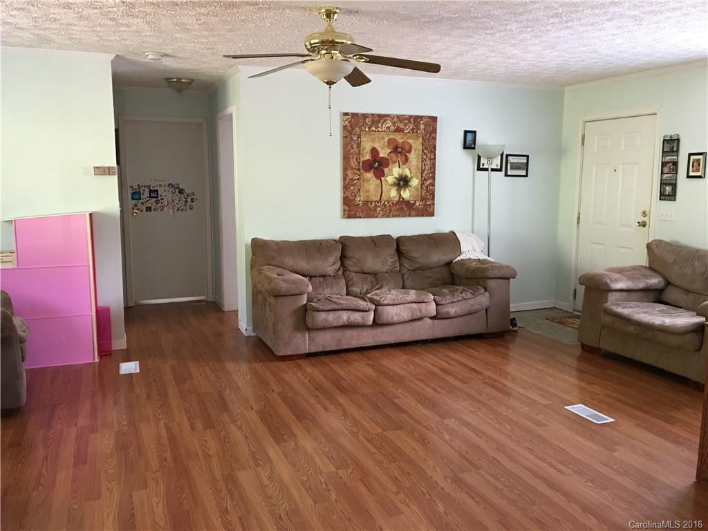 12 Honey Locust Lane - Photo 4