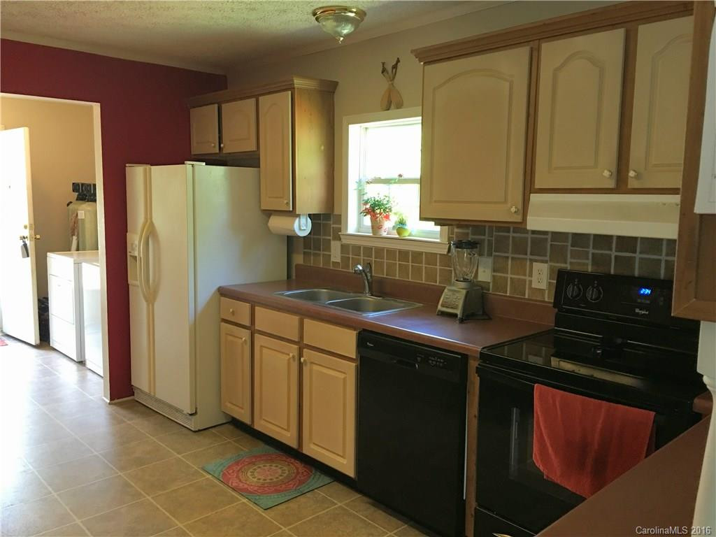 12 Honey Locust Lane - Photo 5