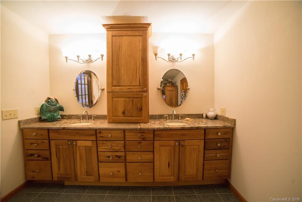 319 Crystal Tree Drive - Photo 11