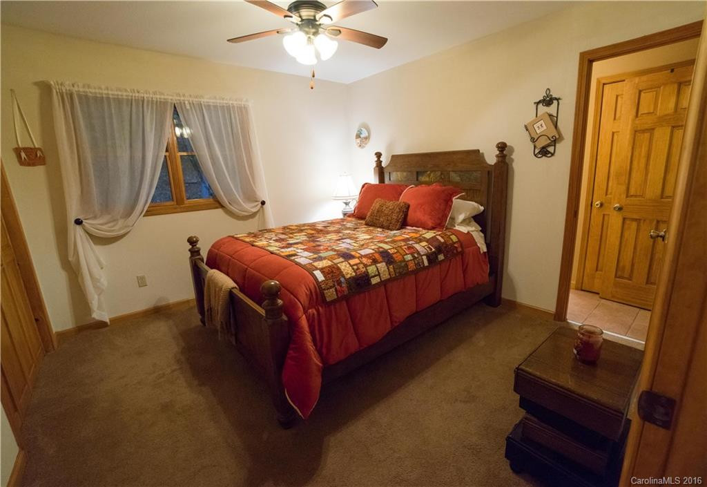 319 Crystal Tree Drive - Photo 13