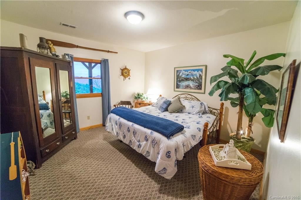 319 Crystal Tree Drive - Photo 22