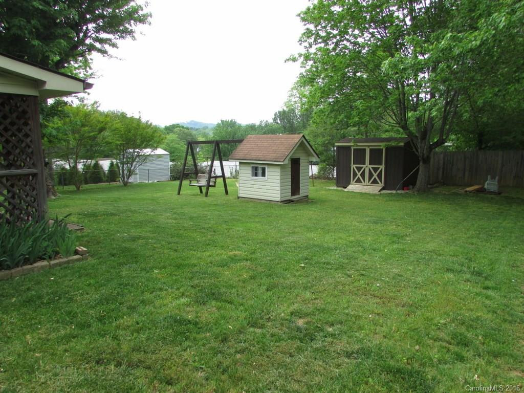 24 Skyview Terrace - Photo 13