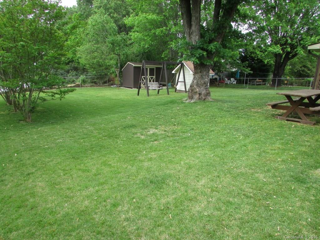 24 Skyview Terrace - Photo 14