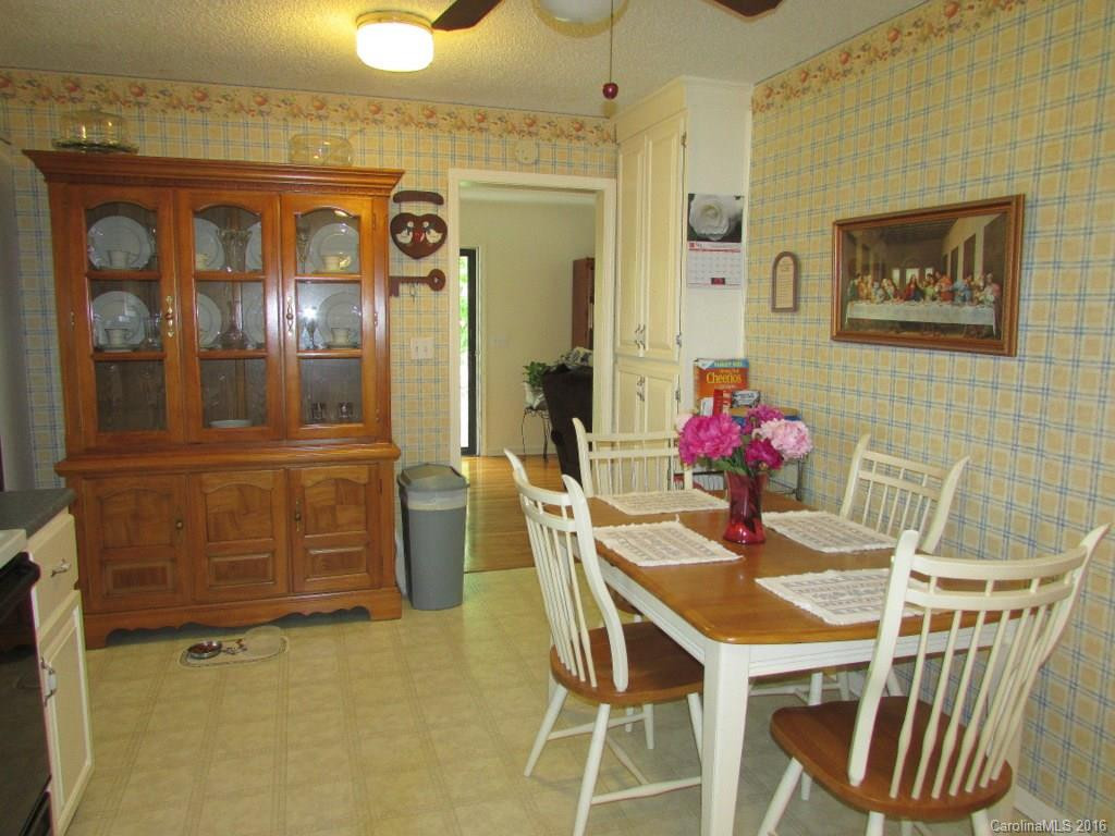 24 Skyview Terrace - Photo 6