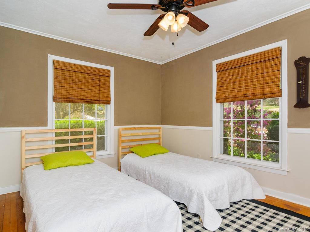 311 Lake Avenue - Photo 15