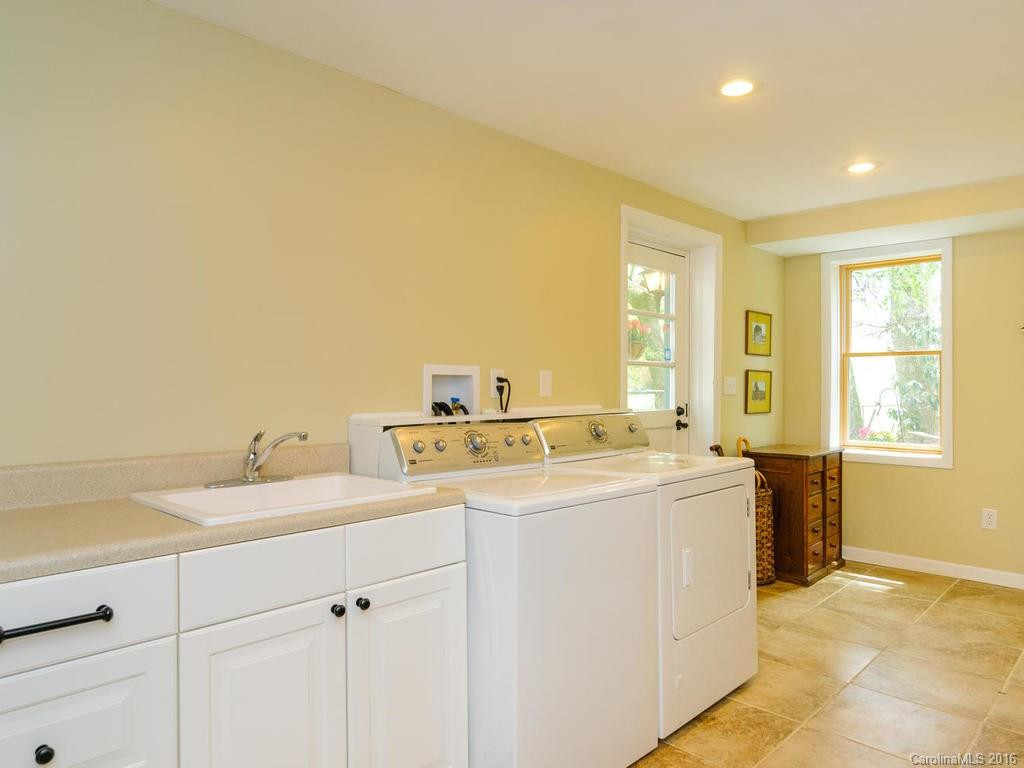 311 Lake Avenue - Photo 17