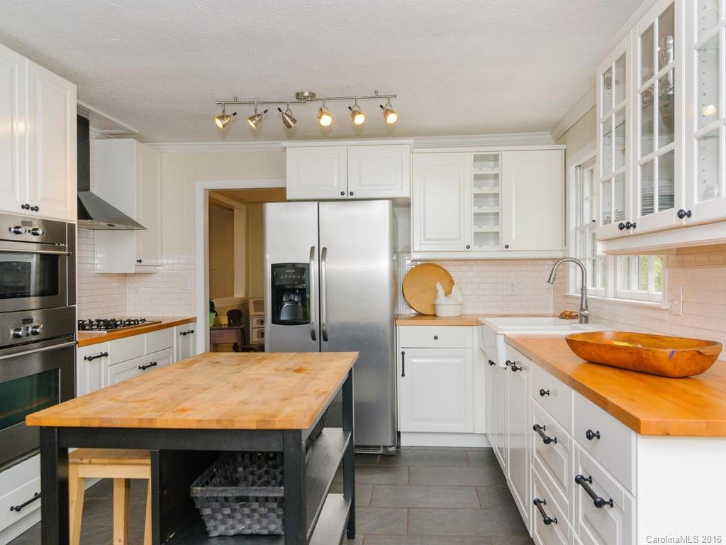 311 Lake Avenue - Photo 8