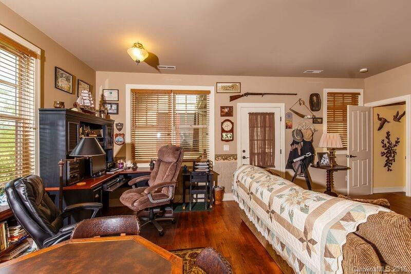 34 England Street #C - Photo 17