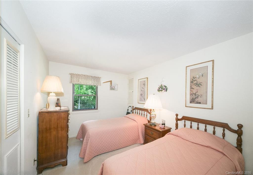 307 Balsam Road - Photo 12