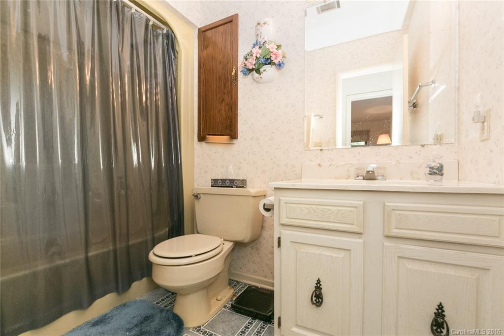 307 Balsam Road - Photo 13