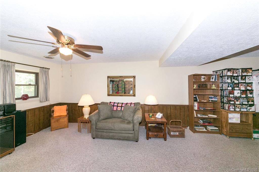 307 Balsam Road - Photo 14