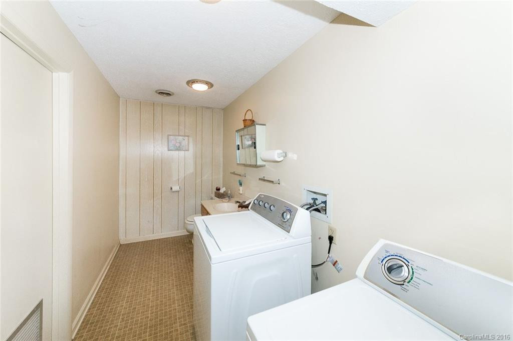 307 Balsam Road - Photo 16