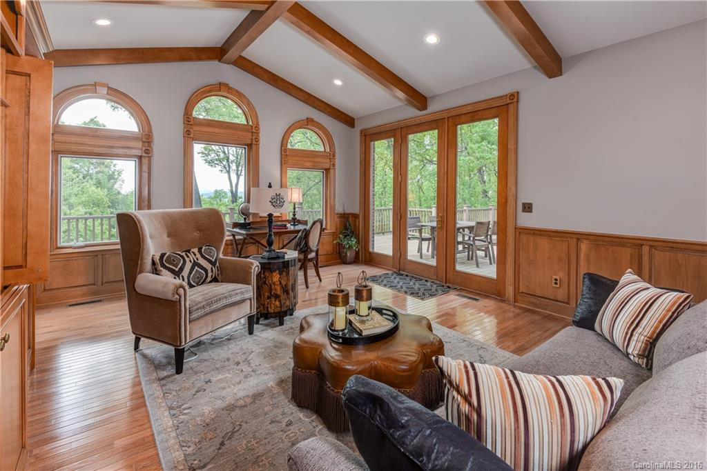 114 Founders Drive - Photo 6