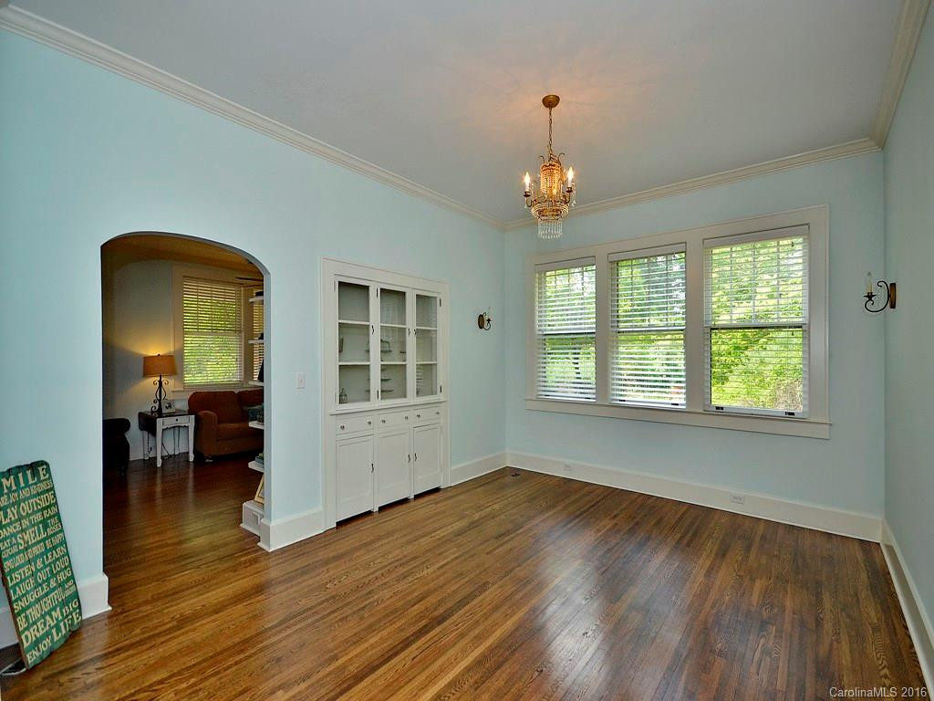 1609 Kanuga Road - Photo 11
