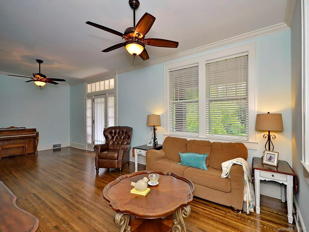 1609 Kanuga Road - Photo 9