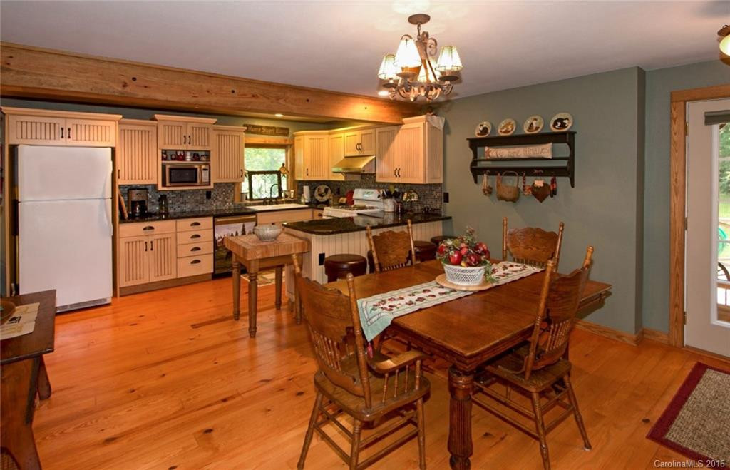 362 Shumont Road - Photo 5