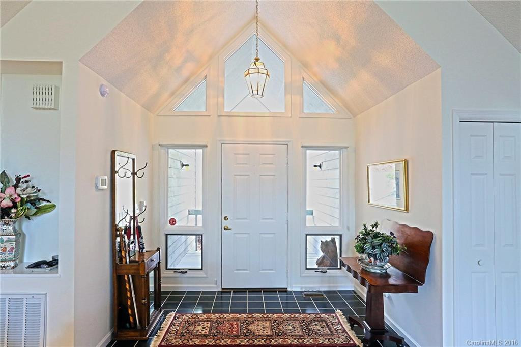 205 Fern Creek Drive #3 - Photo 2