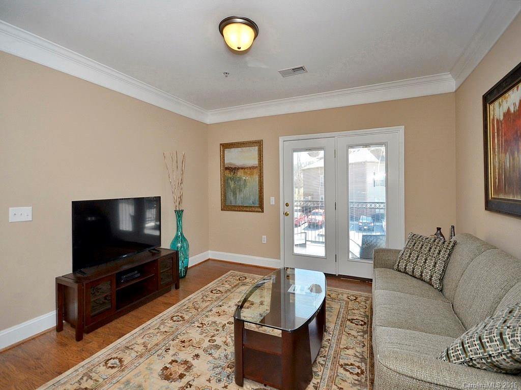 91 Brickton Village Circle #306 - Photo 2