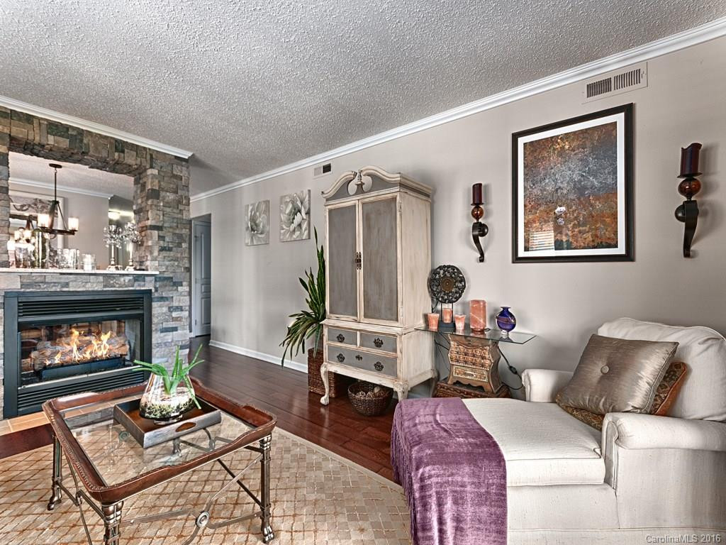 4606 Breakers Lane #4606 - Photo 2