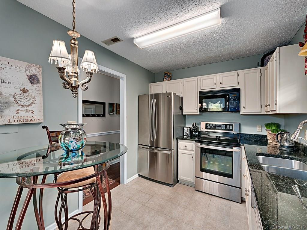 4606 Breakers Lane #4606 - Photo 5