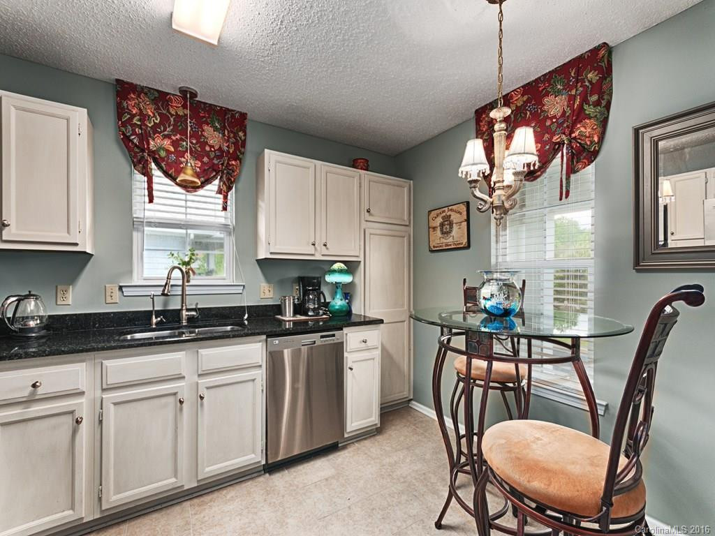 4606 Breakers Lane #4606 - Photo 6