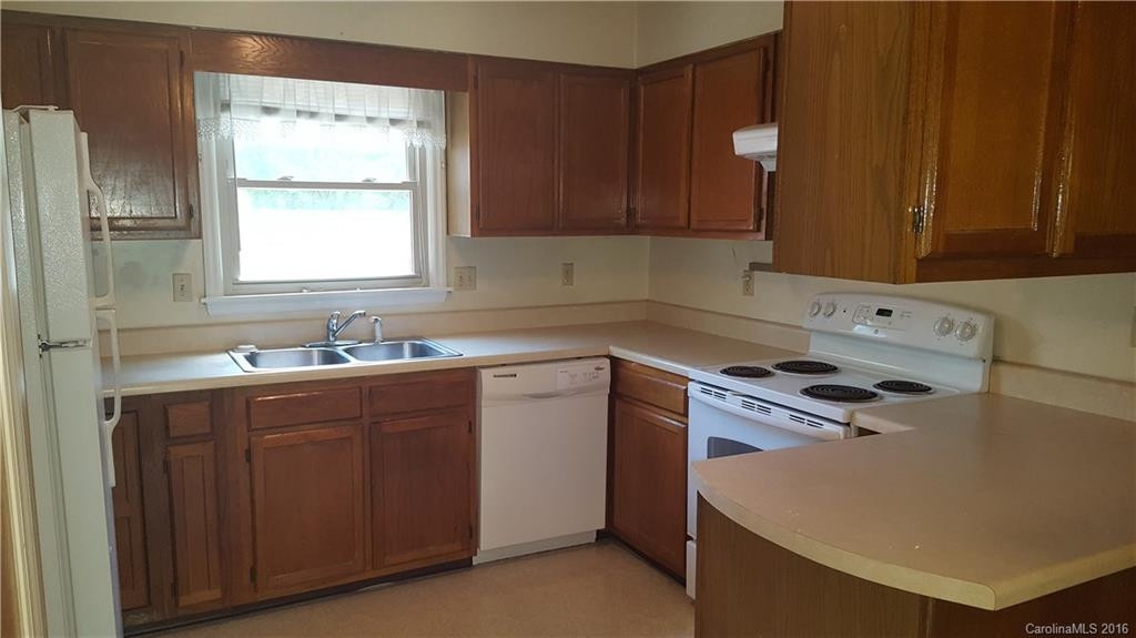 1325 4th Avenue #C - Photo 2