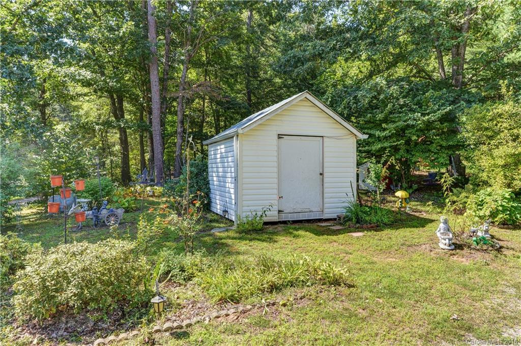 915 Holbert Road - Photo 19
