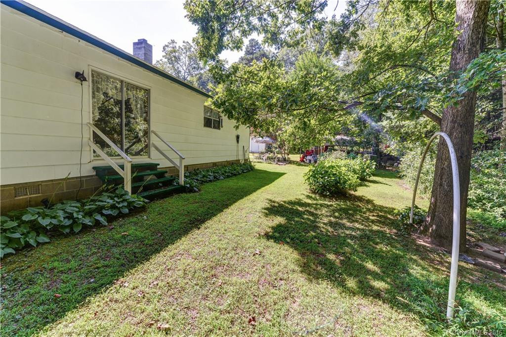 915 Holbert Road - Photo 20