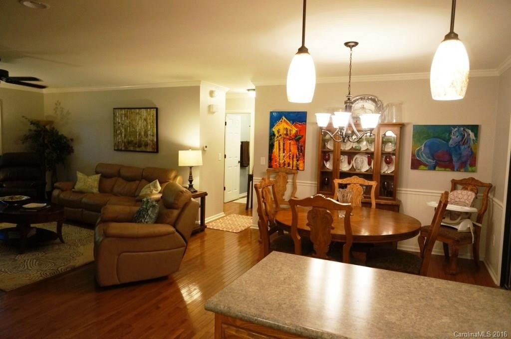 718 Knob Road #8 - Photo 11