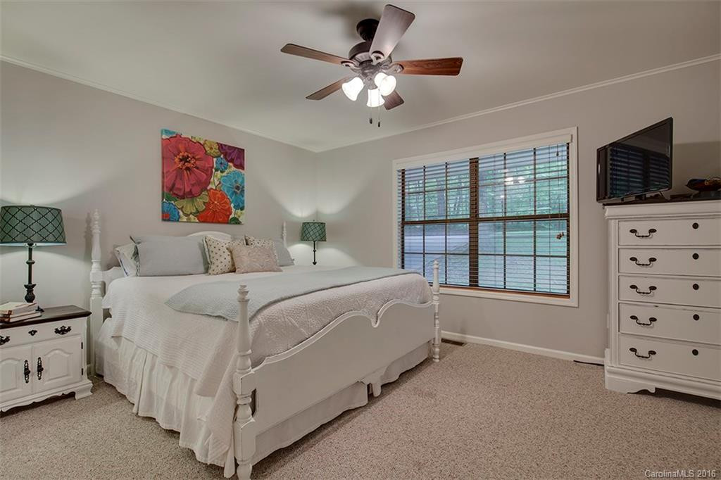 718 Knob Road #8 - Photo 13