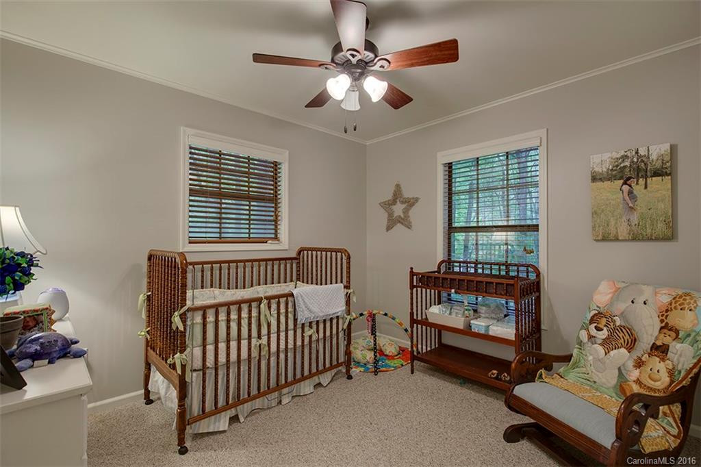 718 Knob Road #8 - Photo 17