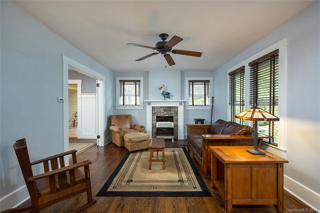 269 Franklin Street - Photo 3