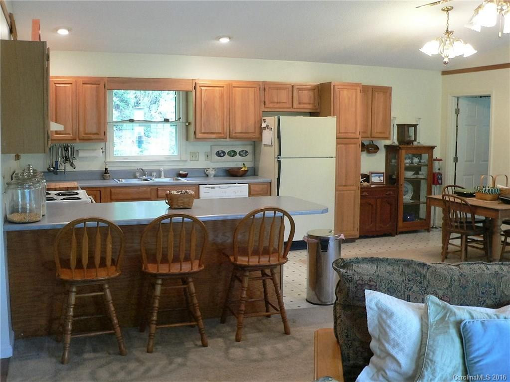 179 Woods Drive - Photo 4