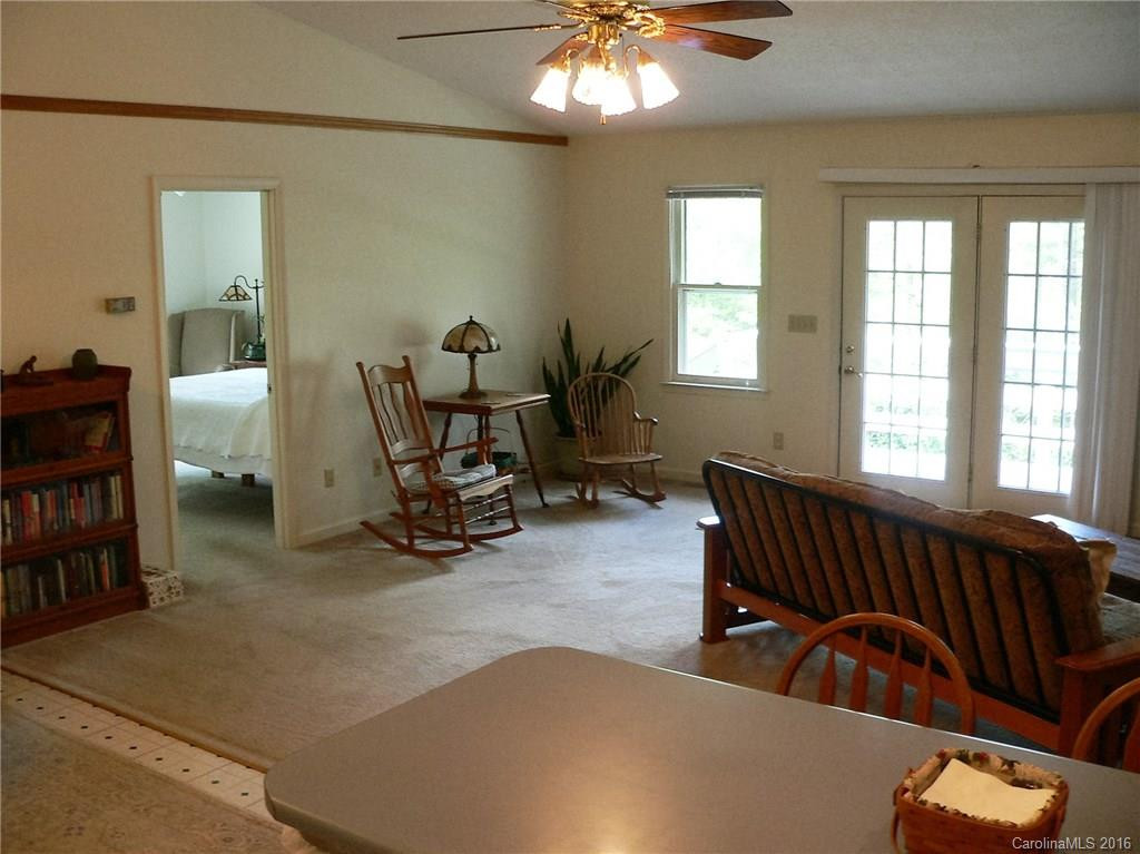 179 Woods Drive - Photo 6