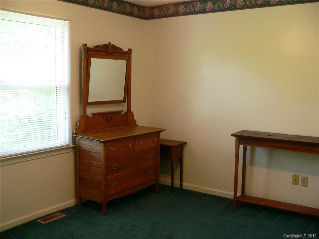 179 Woods Drive - Photo 10