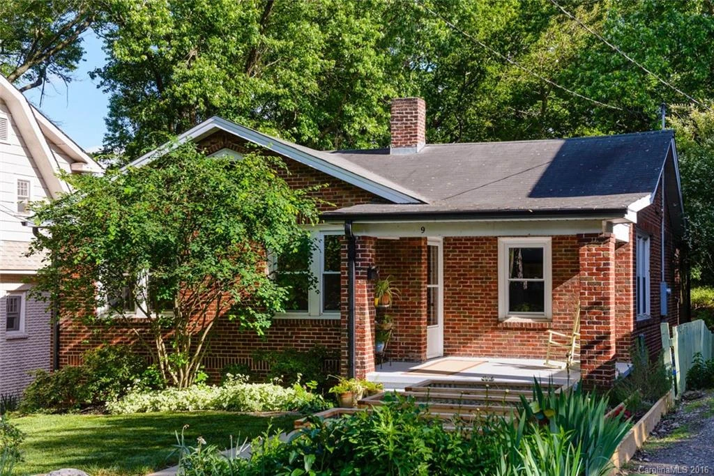 9 Brucemont Circle