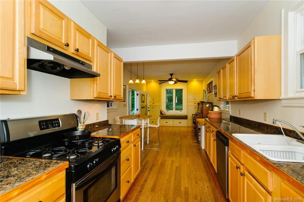 9 Brucemont Circle - Photo 11
