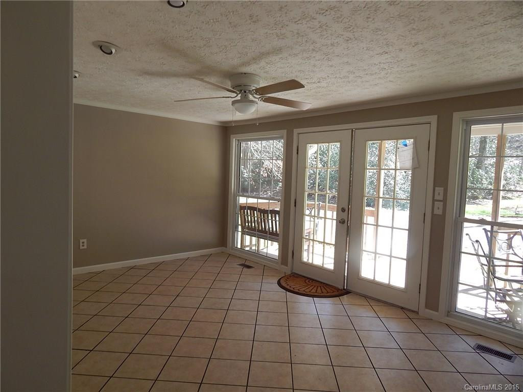 35 Pope Road - Photo 4