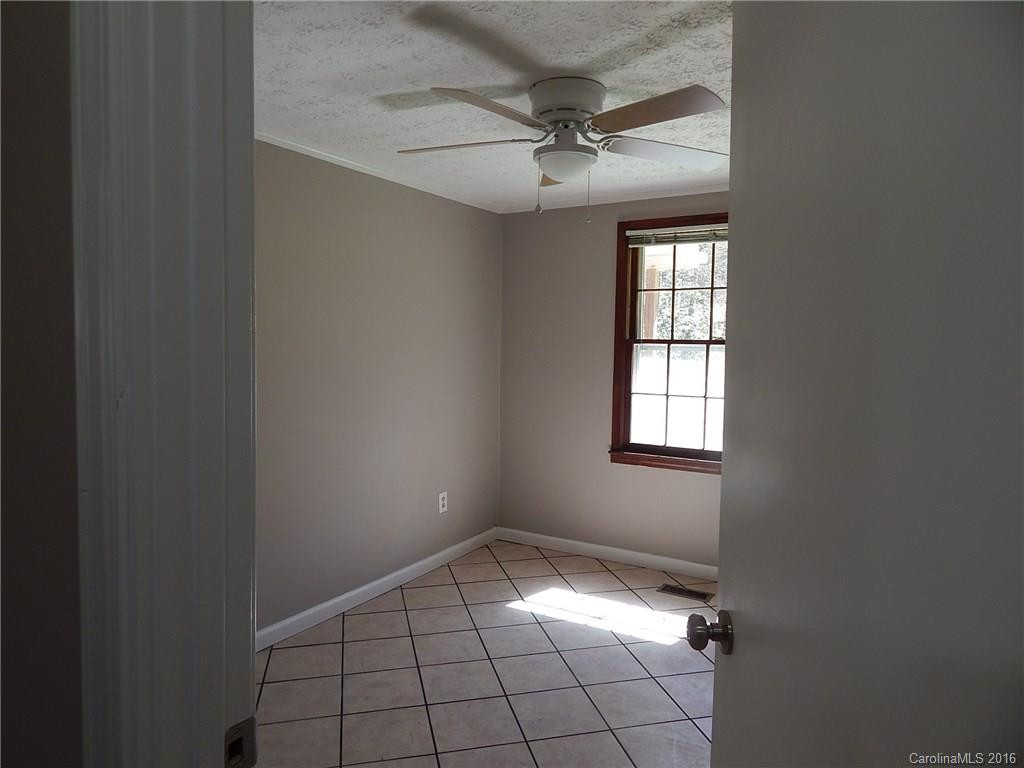 35 Pope Road - Photo 7