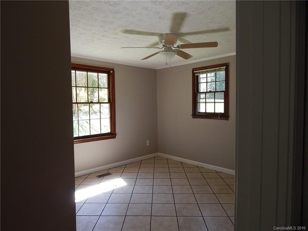 35 Pope Road - Photo 8