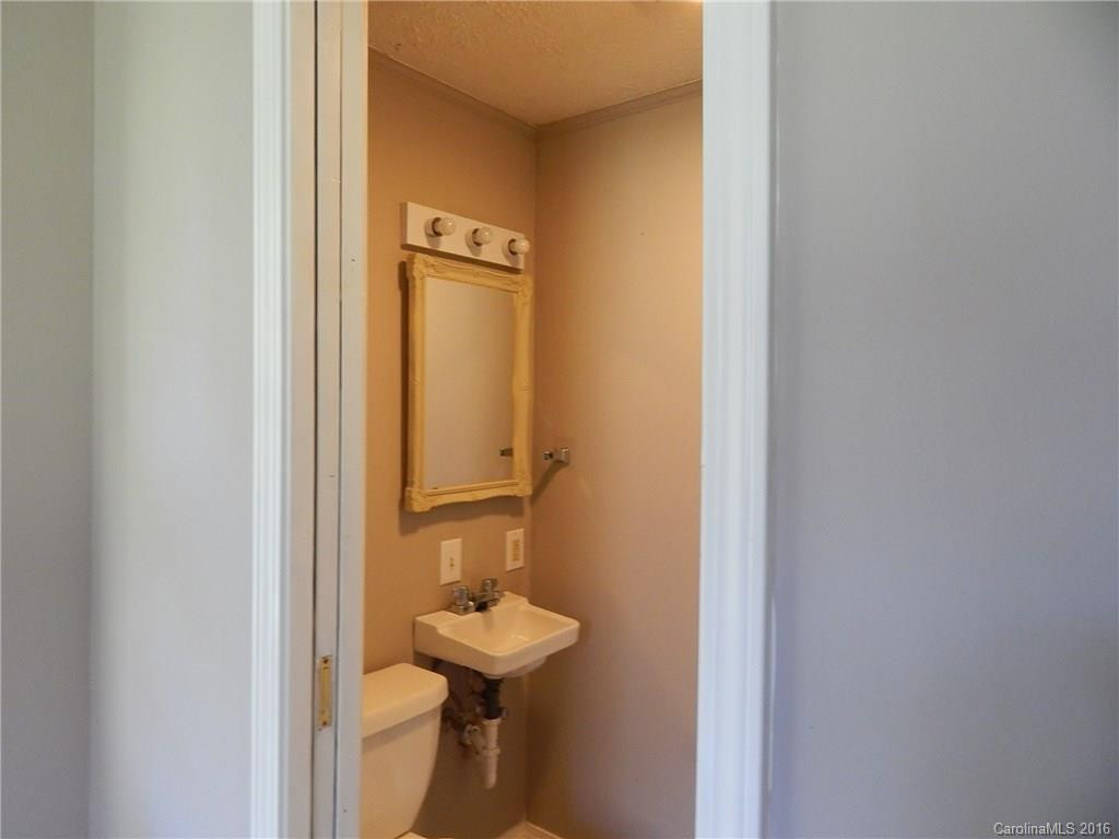 35 Pope Road - Photo 10