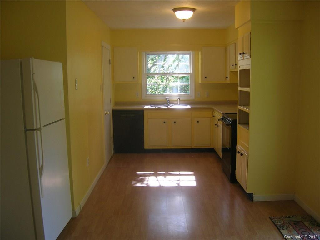 468 Beaverdam Road - Photo 2