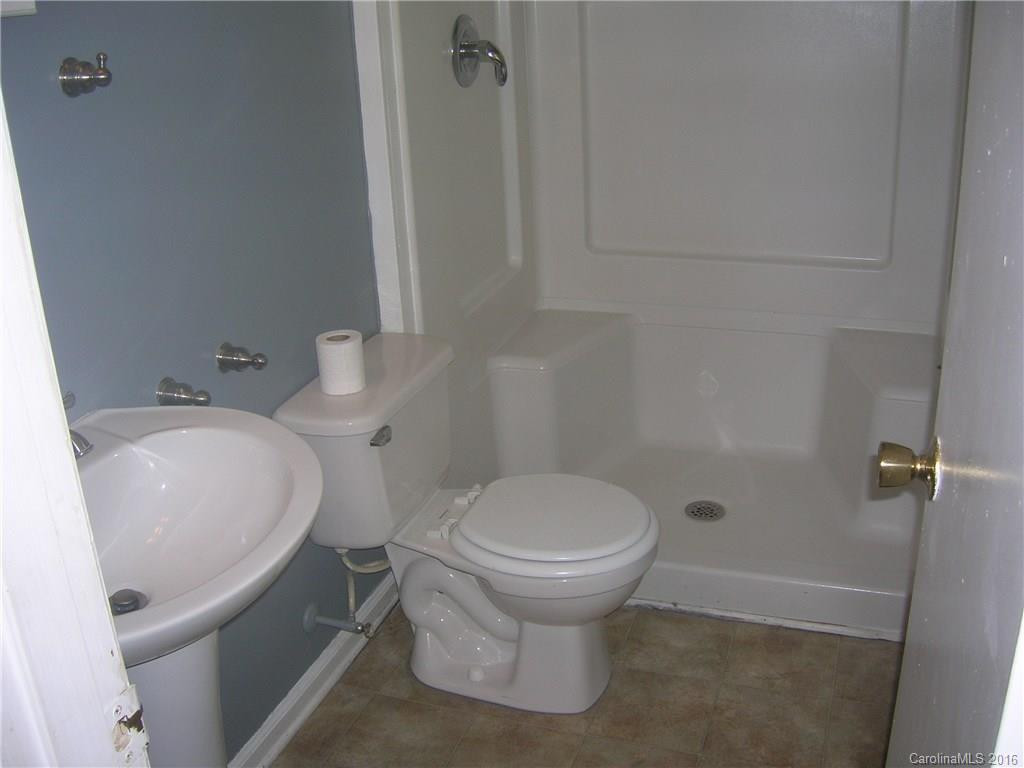 468 Beaverdam Road - Photo 9