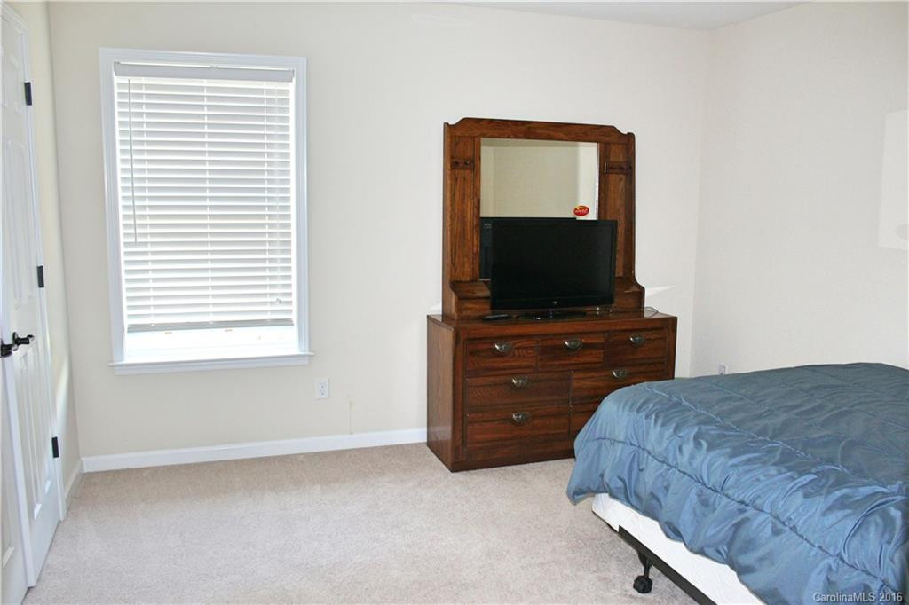 1 Dansford Lane - Photo 17