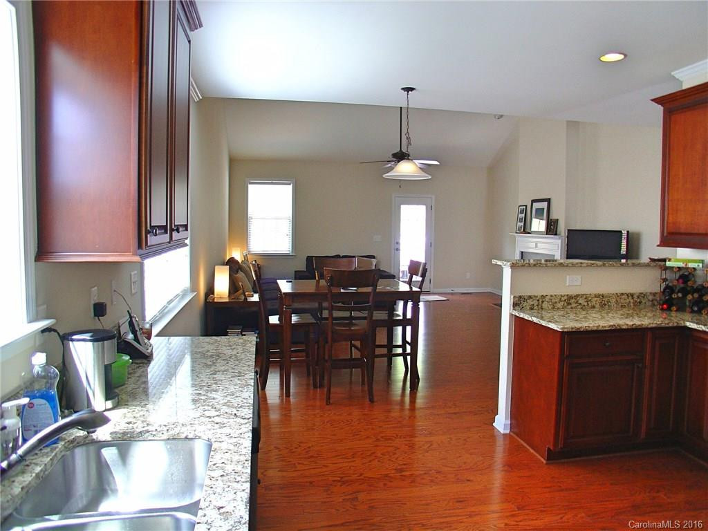 1 Dansford Lane - Photo 9