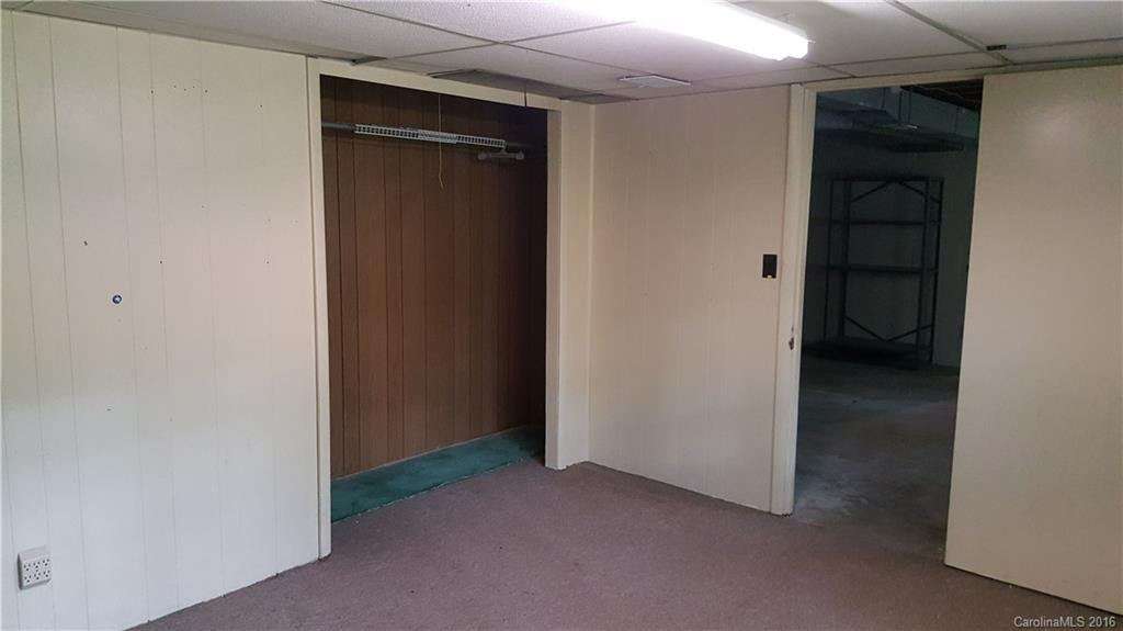745 Mountain View Road - Photo 12