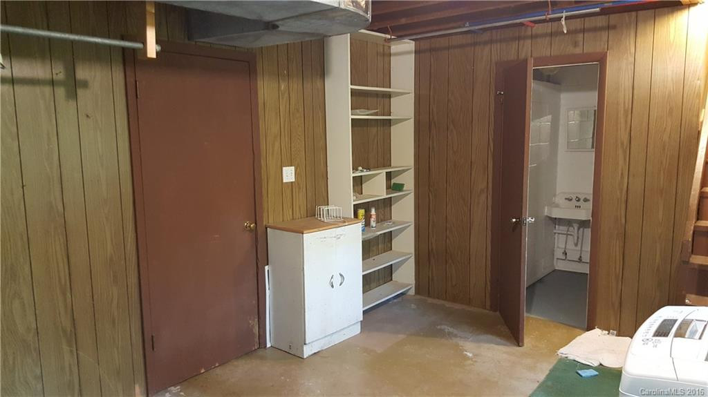 745 Mountain View Road - Photo 14