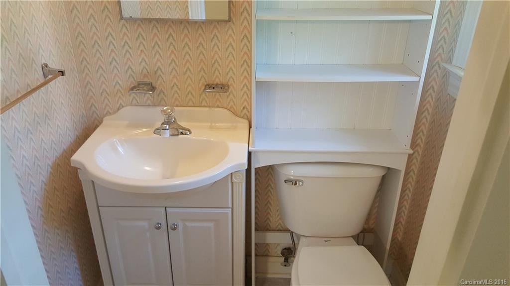 745 Mountain View Road - Photo 9