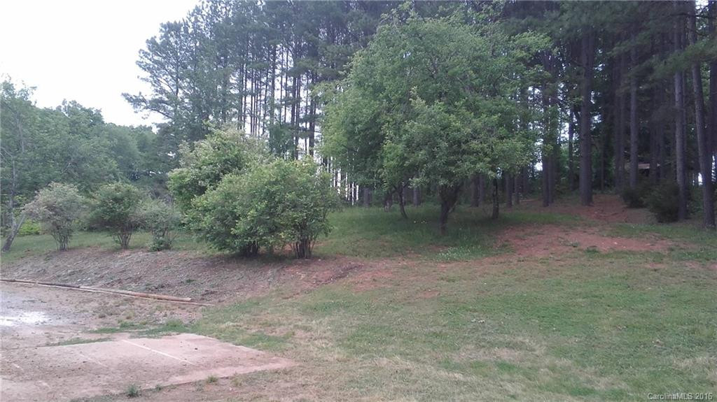 5526 Whitesides Road - Photo 3